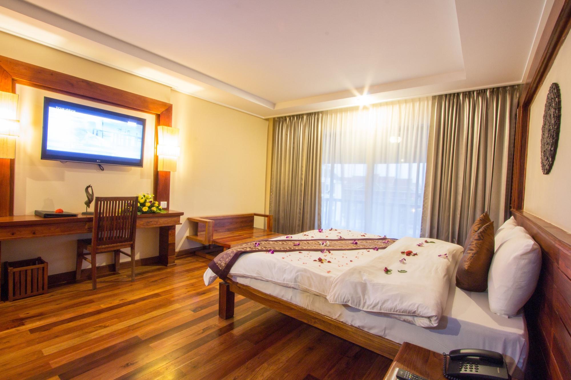 Royal Empire Premium Hotel Siem Reap Exteriér fotografie